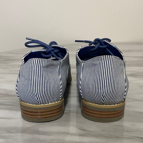 Report Blue & White Striped Oxford Shoes Women’s Size 7 Lace-Up Flats - Picture 5 of 14
